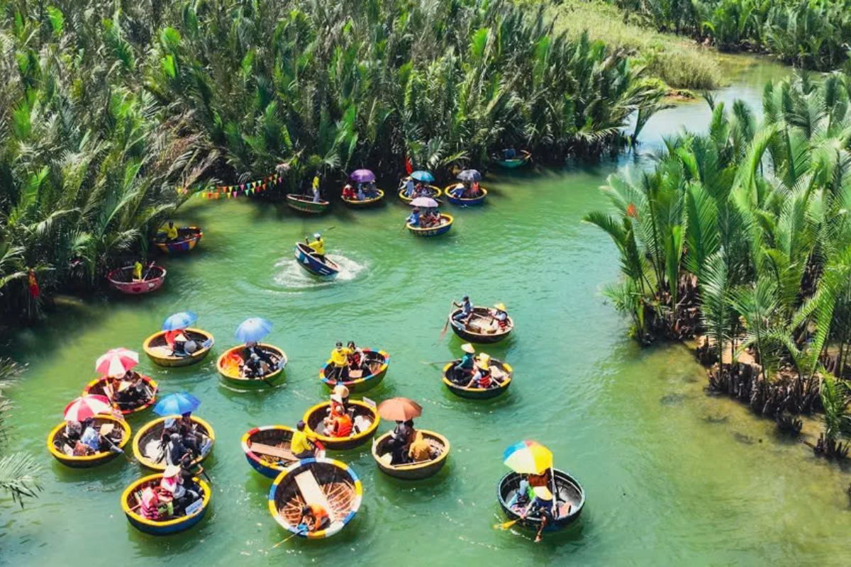 cam thanh coconut village river landscape